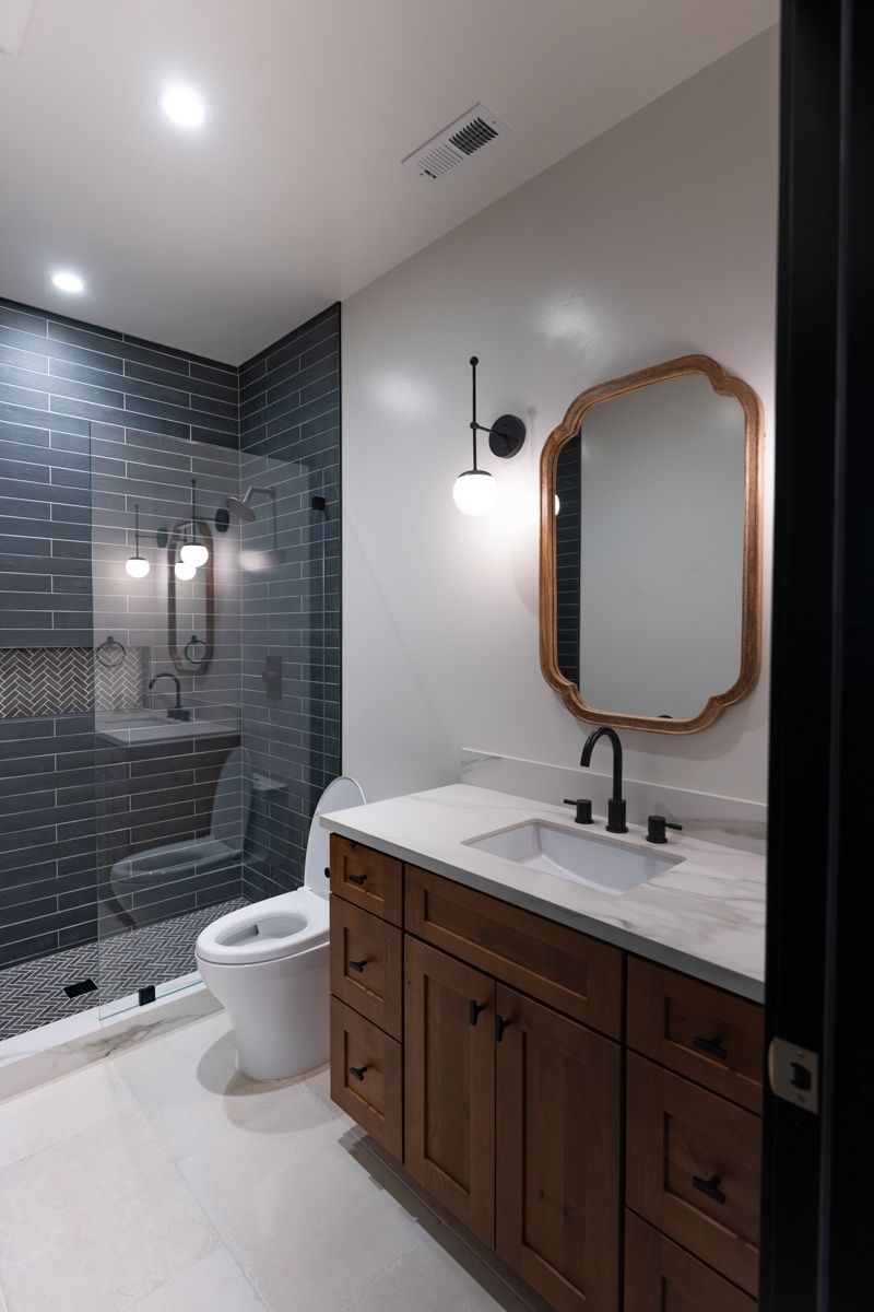 Alan Drive, Penngrove — bathroom — Sonoma Residential Services